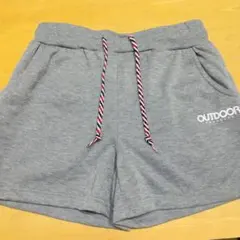 ＯＵＴＤＯＯＲ　レディース　ショートパンツ　ショーパン　Mサイズのサムネイル