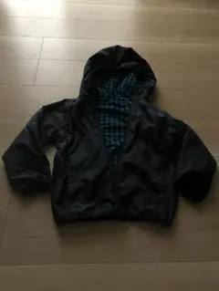 ユニクロ！チェック柄！リバーシブル！ジャンパー　男の子120