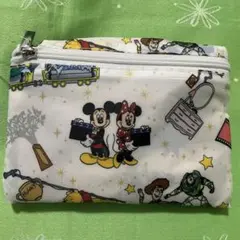 ディズニーストア30周年 ミッキー総柄 折りたたみトート　　　限定品