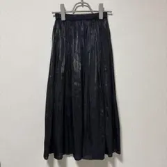 GU 黒 プリーツスカート S