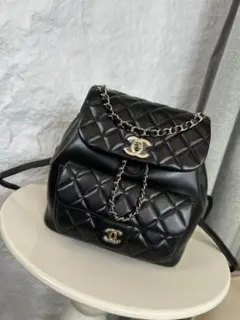 CHANEL ブラック キルティング バックパック