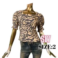 ⭐️A234⭐️ SLY ♥ スクエアネック パフスリーブ リネン ゼブラ トップス