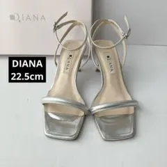 近年モデル DIANA ダイアナ 華奢 シルバー ストラップサンダル 22.5のサムネイル