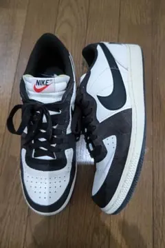 Item thumbnail for item b7cdb762-1872-4798-9ceb-e0502b721c8f