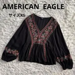アメリカンイーグル　AMERICAN EAGLE 刺繍　ブラウス　Vネック　黒