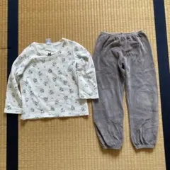 プチバトー　パジャマ　4a 100 冬物　ベロアのサムネイル