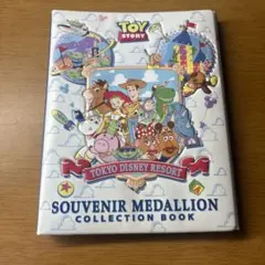 トイ・ストーリー メダリオンコレクションブック　スーベニアメダル
