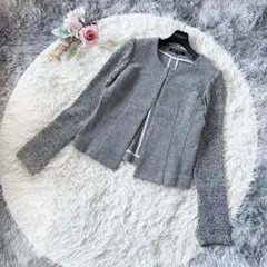 BERARDI ノーカラーニットジャケット 4 グレー 美品 入学式 卒業式のサムネイル