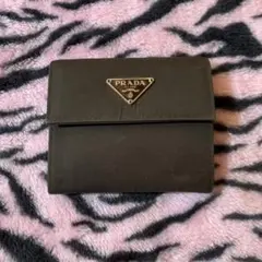 プラダ 財布