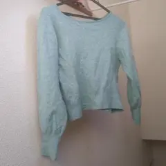 エニィファム　エメラルドグリーン　セーター　ショート丈
