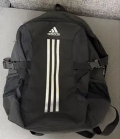 adidas リュックのサムネイル