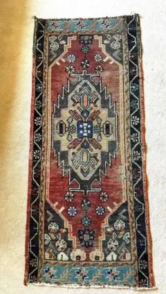 週末セール＊トライバルラグ・トルコヴィンテージラグ・ウール約49×104cm 1970s トルコヴィンテージラグ 97×49㎝ - メルカリ