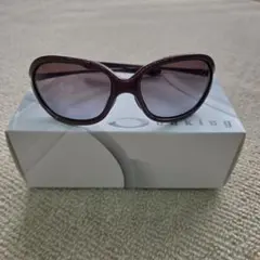 Item thumbnail for item ddcffb19-5360-48f6-96c4-a619fc3cba3a