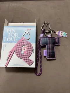 ラブブ　イニシャルチャーム　PIN FOR LOVE【T】