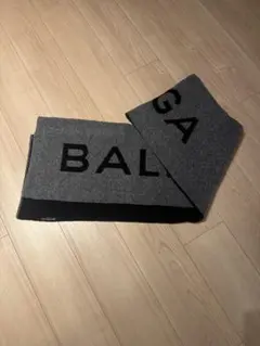2026年最新】BALENCIAGA メンズ マフラーの人気アイテム - メルカリ