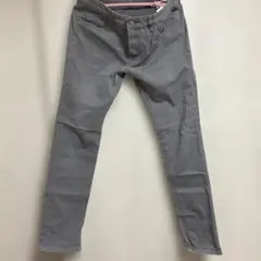 スキニーパンツ