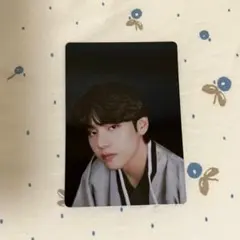 BTS ダルマジュン 2022 バージョンのミニフォトカードテヒョン v