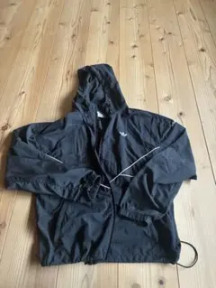 adidas ブラック フード付きジャケット