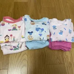 ユニクロベビー長袖パジャマ　3着まとめ売り