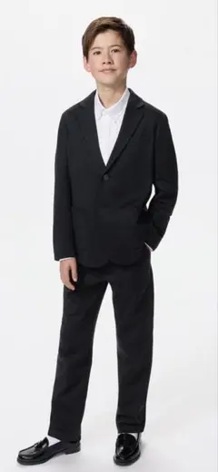 UNIQLO キッズフォーマルスーツ上下　黒150