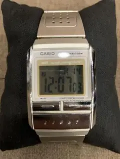 レトロ】CASIO カシオ ILLUMINATOR A200 デジタル 電池弱り