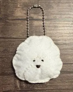 【名前刺繍します】犬ビションフリーゼ　ネームタグ／名札チャーム／キーホルダー