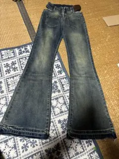 ストレッチフレアデニムパンツ