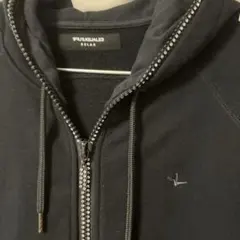 1piu1uguale3 パーカー