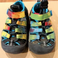 KEENキッズ サンダル 15cm レインボー 箱つき