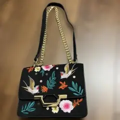 TOPSHOP 刺繍デザイン 黒ショルダーバッグのサムネイル