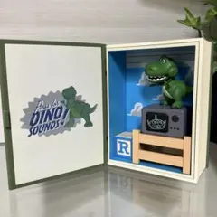 トイストーリー　ポップマート　本型フィギュア　レックス