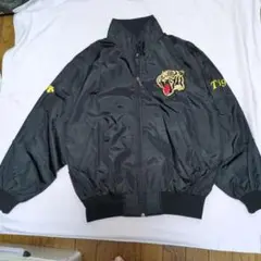 阪神タイガースジャンバー　黒　LL