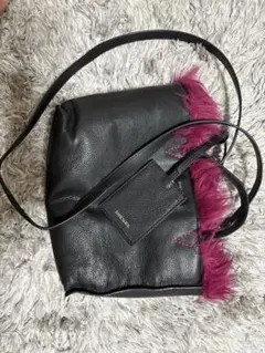 Item thumbnail for item ff06a779-0bd4-47f3-a071-9d1d8e5b2f04