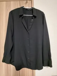UNIQLO レーヨン 長袖シャツ ブラックのサムネイル