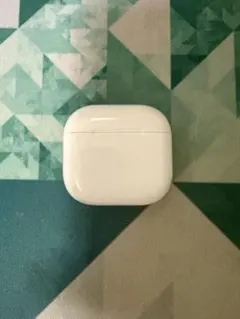 AirPods4 ノイズキャンセリング本体 USB-C充電対応　箱付き