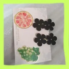 本皮ブラック花形ヘアクリップ2個セット