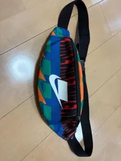 NIKE ボディバッグ マルチカラー ウエストポーチ ストリートデザイン