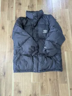 90s UMBRO ブラック ダウンジャケットのサムネイル
