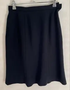 膝丈スカート（黒、11号）