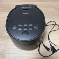 アイリスオーヤマ 炊飯器 3合 黒 ブラック RC-MGA30-Bのサムネイル