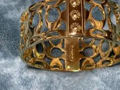 COACH ロゴ透かし彫り　バングル