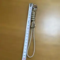 ⑦パラコード ペットボトルホルダー ベージュ