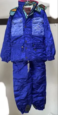 11月末まで✨安値スタート【未使用品】フード付きスキーウェア上下【レトロ】