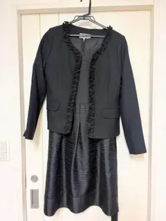 ブラックジャケットとドレスのセット 3点セット