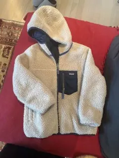 Patagonia フリースジャケット クリーム色
