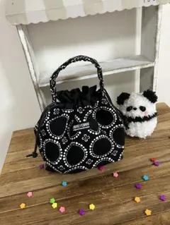 ワンショルダー　巾着バッグ　ポーチ　ハンドメイド　ブラック　サークル柄