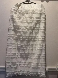 ホワイト フリル ロングスカート