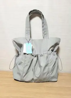 【新品タグ付き】PlameCollome　ギャザーポケットナイロントート　グレー