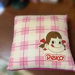 ペコちゃん コアラのマーチ グリコ クッションのサムネイル