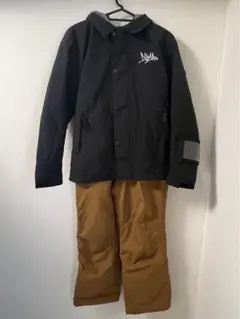 NIMAスノーボードウェア　子供用上下セットフード付き　美品